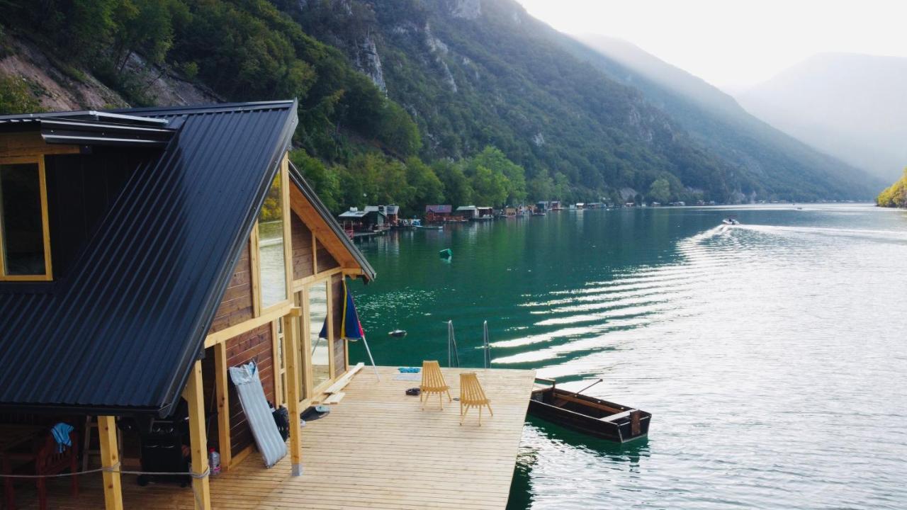 Lake House Perucac Rastiste Exterior photo