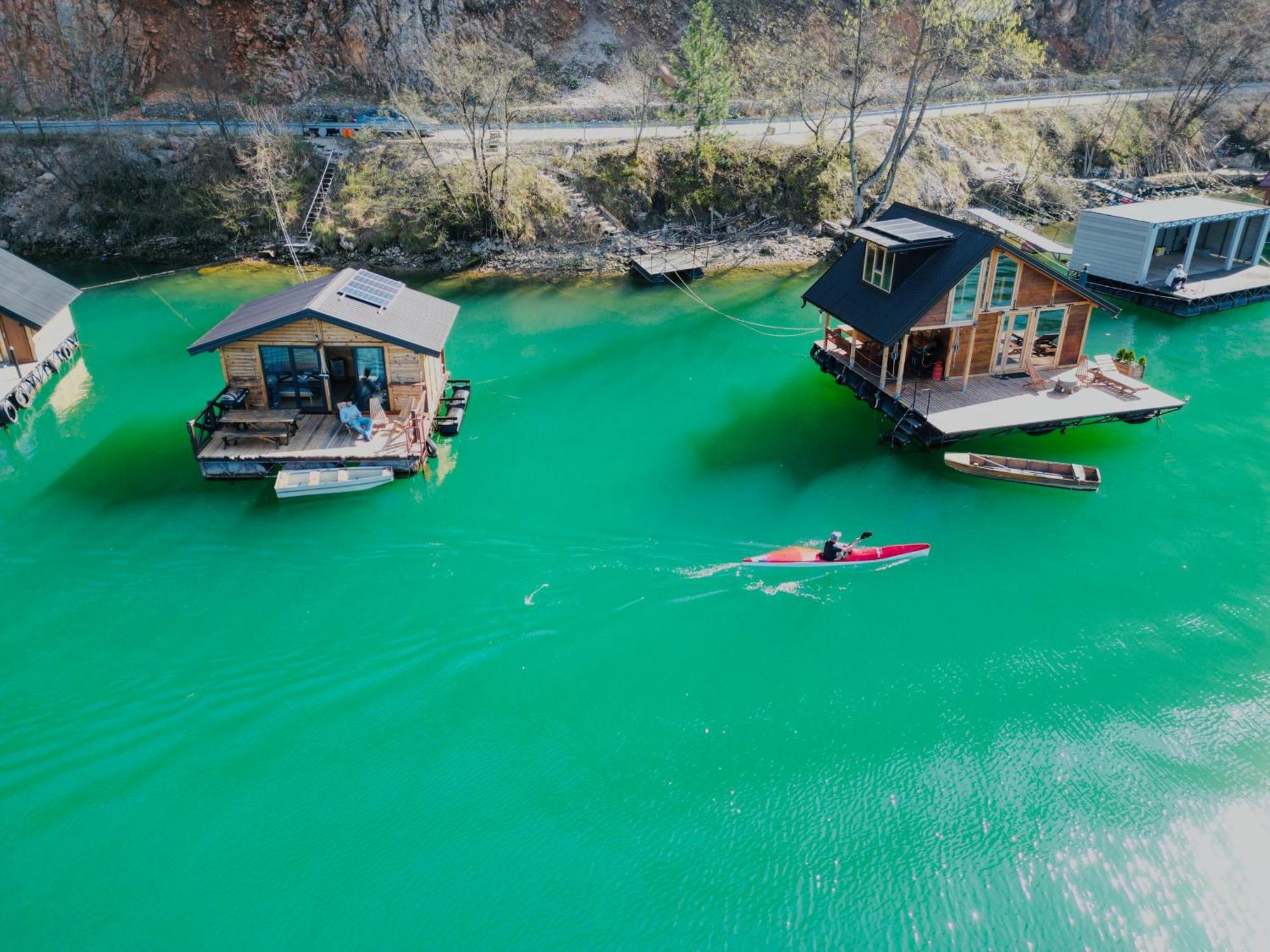 Lake House Perucac Rastiste Exterior photo